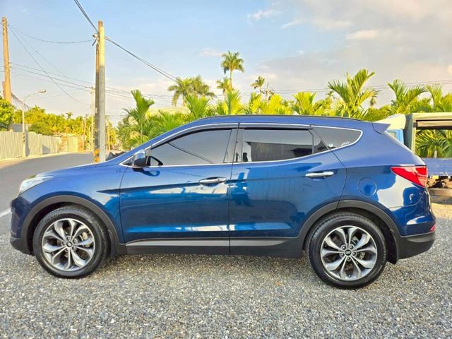 原鈑件 里程保證 皇家版  柴油  4WD   便宜耐用 省油省稅 定速 全景天窗 電動椅  第6張相片