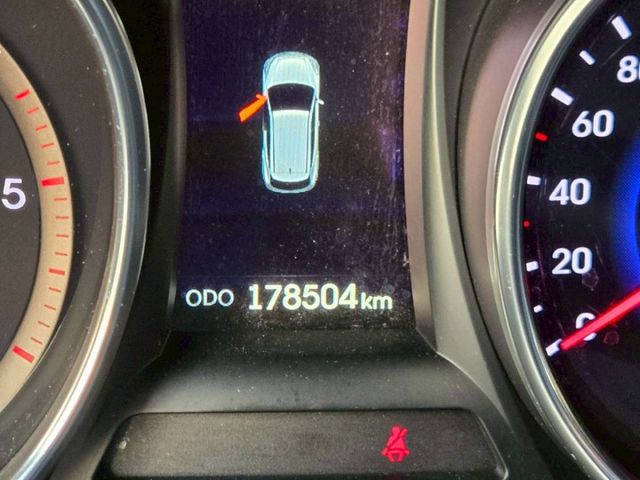 原鈑件 里程保證 皇家版  柴油  4WD   便宜耐用 省油省稅 定速 全景天窗 電動椅  第11張相片