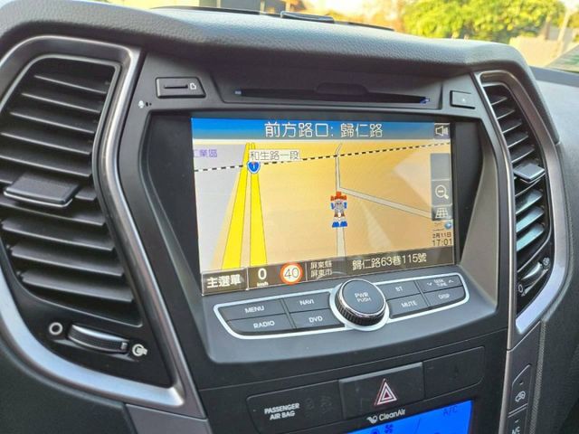 原鈑件 里程保證 皇家版  柴油  4WD   便宜耐用 省油省稅 定速 全景天窗 電動椅  第14張相片