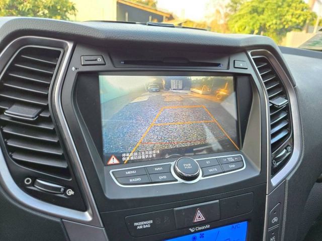 原鈑件 里程保證 皇家版  柴油  4WD   便宜耐用 省油省稅 定速 全景天窗 電動椅  第15張相片