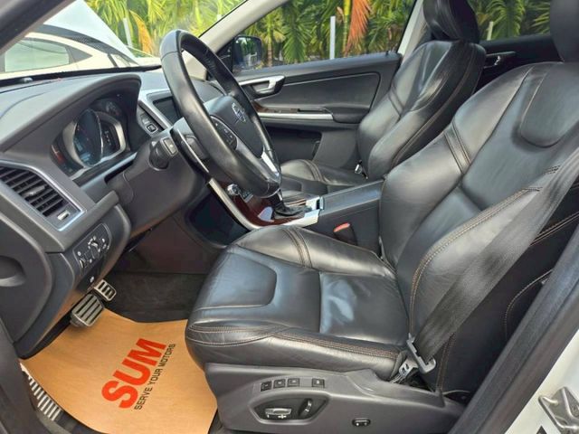 原鈑件 里程保證 認證一手美車 柴油渦輪 上山下海一台搞定 便宜又好用 省油省稅 電尾門 HID頭燈  第6張相片