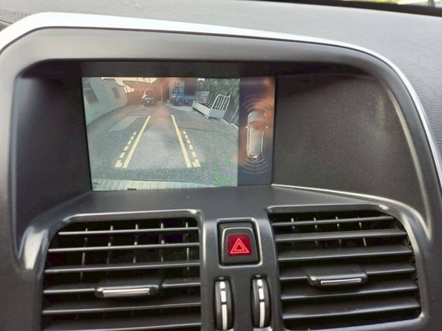 原鈑件 里程保證 認證一手美車 柴油渦輪 上山下海一台搞定 便宜又好用 省油省稅 電尾門 HID頭燈  第16張相片