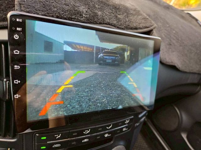 原鈑件 里程保證 便宜代步車掀背車 安卓影音   好操控  省油省稅金~  第13張相片