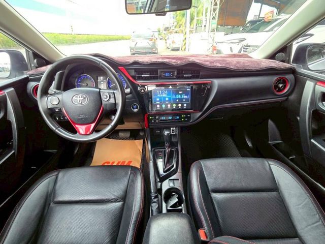 原鈑件 里程保證9萬多 認證美車 頂配X版 盲點 防滑 定速 後座分離傾倒 免鑰 安卓影音 氣氛超綿密  第8張相片