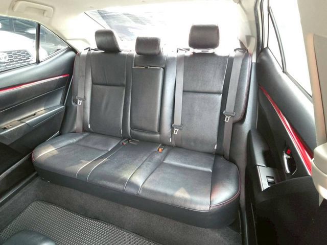 原鈑件 里程保證9萬多 認證美車 頂配X版 盲點 防滑 定速 後座分離傾倒 免鑰 安卓影音 氣氛超綿密  第9張相片