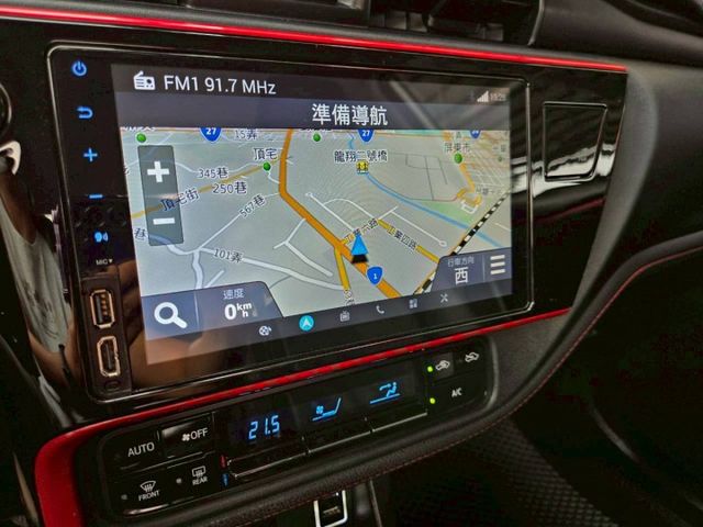 原鈑件 里程保證9萬多 認證美車 頂配X版 盲點 防滑 定速 後座分離傾倒 免鑰 安卓影音 氣氛超綿密  第13張相片