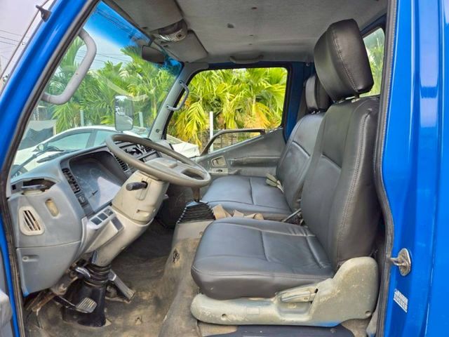 便宜可傾卸式舉斗3.5噸 堅達6輪 引擎健康 冷氣涼 柴油 已整理完畢  做生意好幫手 !!  第9張相片