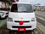 原鈑件 里程保證只跑3千多 認證美車 原廠保固中入手安心 盲點 近新車等級價格更便宜!!  第2張縮圖