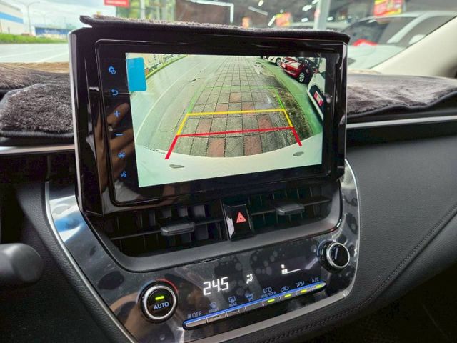 原鈑件 里程保證 認證美車可啟動保固  豪華版 ACC 盲點  7吋螢幕安卓機 定速 胎壓偵測  第13張相片