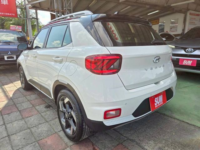 原鈑件 里程保證僅跑一萬多公里 認證美車可享兩年5萬公里保固 原廠保養車 iky 定速  車道偏離警示系統  第4張相片