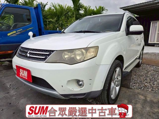 原鈑件 里程保證 一台機車價格買回家~ 4WD上山下海一台搞定 冷氣涼 引擎順!!  第1張相片