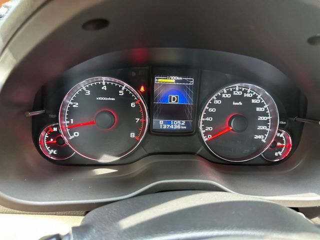 outback 超實用休旅車、四輪驅動、天窗、倒車顯影、換檔撥片，里程少  第19張相片