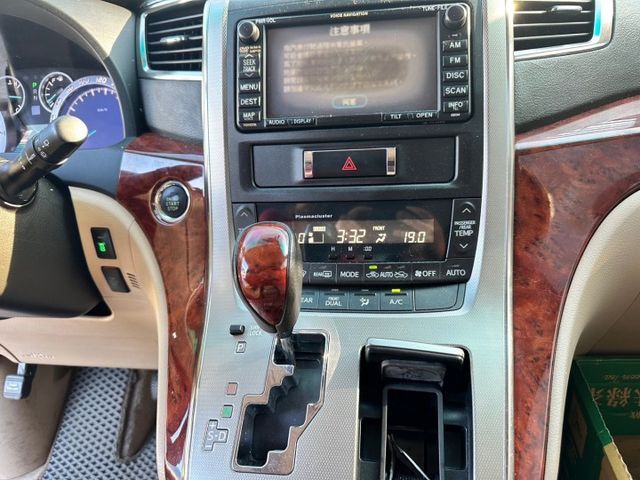 2010年Alphard 3.5 不用加價購！現車低里程 僅跑11萬多公里！  第4張相片