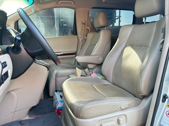 2010年Alphard 3.5 不用加價購！現車低里程 僅跑11萬多公里！  第5張相片