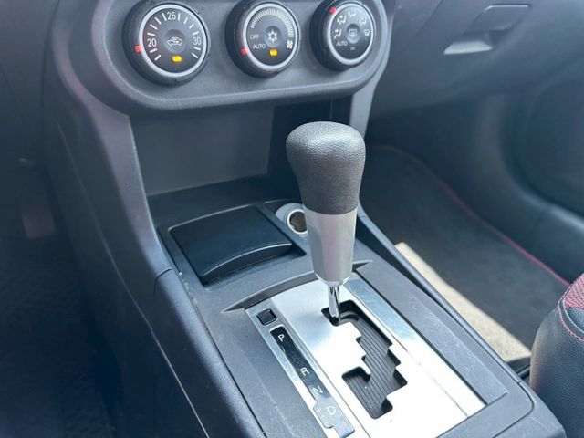 2012年Lancer Fortis 一手車輛 代步首選車款  第16張相片