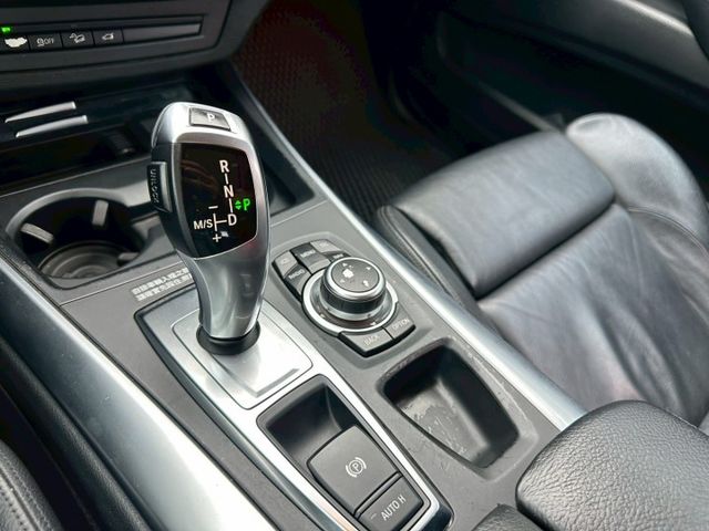 安全性能兼備2012年式BMW X5 xDrive30D 全能型家庭座駕！  第18張相片