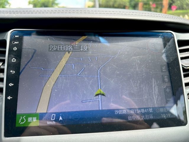 【超值】1.6時尚渦輪版/免鑰匙/盲點偵測/抬頭顯示器/衛星導航/倒車顯影/小排氣量大空間  第19張相片