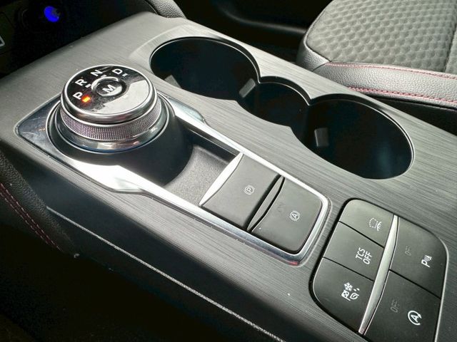 2022年 FOCUS 5D ST-Line Lommel X 賽道版 盲點偵測/抬頭顯示/B&O音響  第15張相片