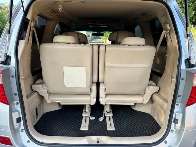 2010年Alphard 3.5 不用加價購！現車不用等，低里程 僅跑11萬多公里！  第9張相片