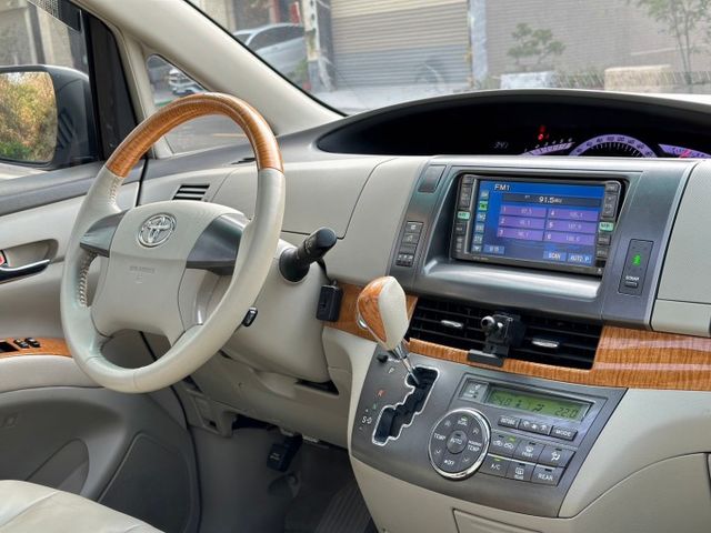 2010年Previa 七人座 電動滑門 電動尾門 第三排電動收折 無待修即可上路  第12張相片