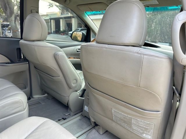 2010年Previa 七人座 電動滑門 電動尾門 第三排電動收折 無待修即可上路  第14張相片