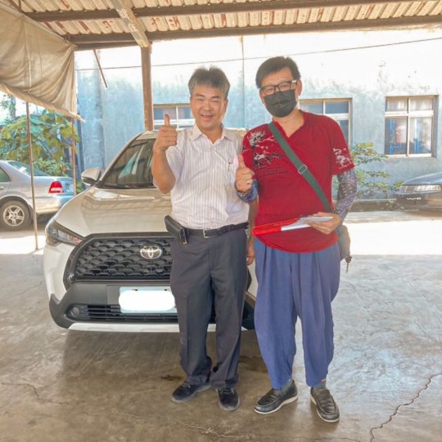 另有2024全新領牌車賣你71.8~全新領牌車~僅跑4公里 ! 豪華版、原廠四年12萬公里保固，  第1張相片