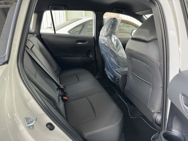 全新2026領牌車~就賣你68.9~僅跑4公里 ! 原廠四年12萬公里保固，現車不用等，錯過不再 ~  第18張相片