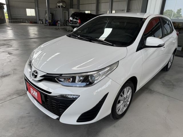買車免求人~全額貸回家~TCS防滑、胎壓監控、光感應頭燈、ISOFIX、後座分離傾倒~僅跑9萬  第19張相片