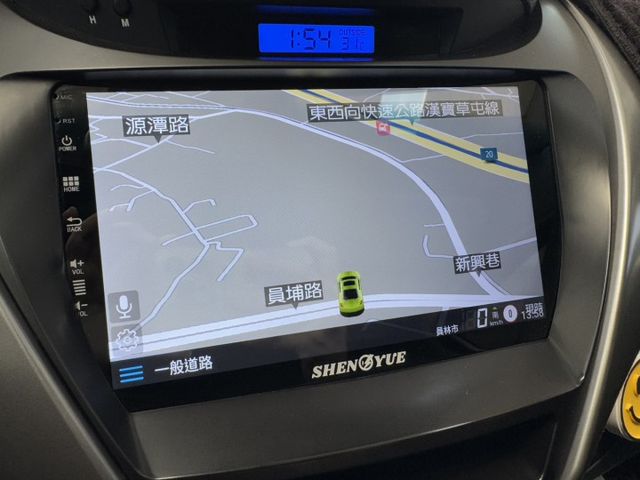 就是愛白車 ~ I-KEY、定速、電動座椅、抬頭顯示器、左右獨立空調、TCS防滑、天窗、後座分離傾倒 !  第7張相片