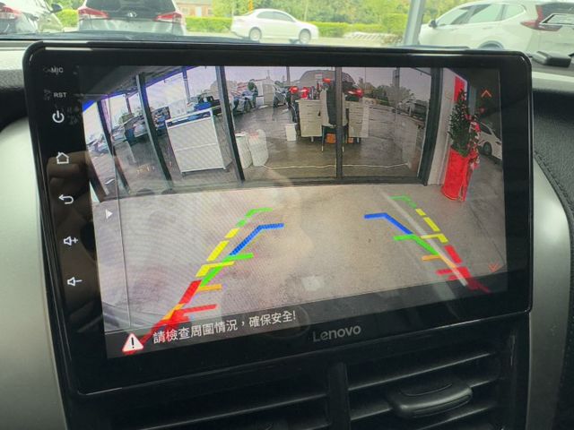 網友專屬優惠實施中~僅跑九萬多~ 大螢幕安卓機、TCS防滑、胎壓監控、光感應頭燈、ISOFIX !  第6張相片