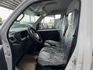 我是自排的，全新領牌車，新車價55.5萬，現在只要46.8萬 !! ~ Carplay、倒車顯影 ! 可全貸 ~  第2張縮圖