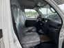 我是自排的，全新領牌車，新車價55.5萬，現在只要46.8萬 !! ~ Carplay、倒車顯影 ! 可全貸 ~  第16張縮圖