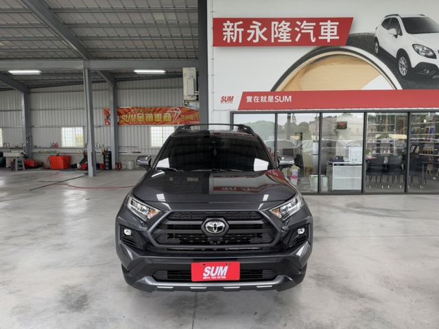 4WD ~ 新車保固中 ! I-KEY、定速、電動尾門、電動座椅、ACC、盲點偵測、換檔撥片、車道偏離警示 !  第1張相片