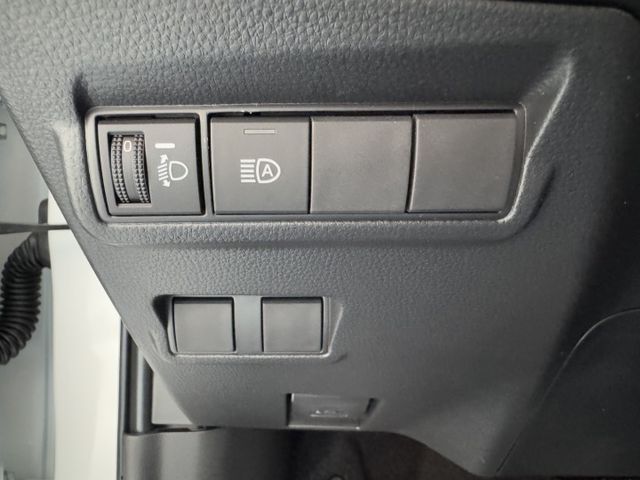 全新領牌車~僅跑5公里 ! 原廠四年12萬公里保固，現車不用等，錯過不再 ~  第12張相片