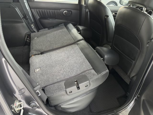 網友專屬優惠實施中 ~ 大螢幕安卓機、胎壓監控、衛星導航、倒車顯影、後座分離傾倒、車頂行李架 !  第17張相片