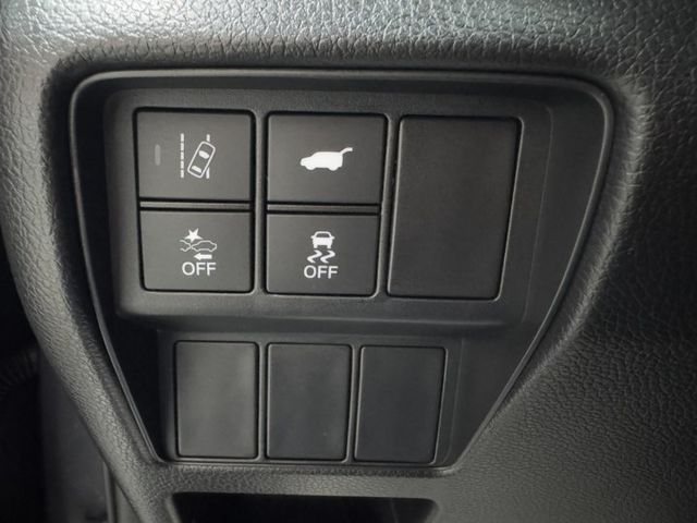 網友專屬優惠實施中 ~ I-KEY、定速、渦輪增壓、電動尾門、ACC、車道偏離警示、後座出風口 !  第11張相片