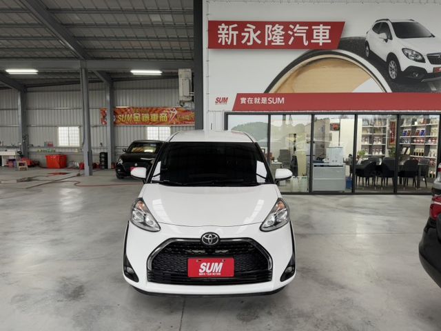 就是愛白車 !  I-KEY、大螢幕安卓機、單側電滑門、盲點偵測、TCS防滑、胎壓監控、後座分離傾倒 !  第1張相片
