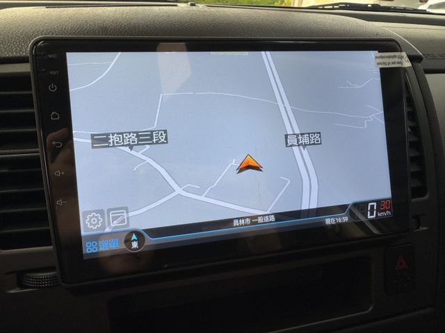 買車免求人~月繳3888輕鬆開回家~ 比買摩托車划算 ~ 大螢幕安卓機、衛星導航、倒車顯影~僅跑14萬  第7張相片
