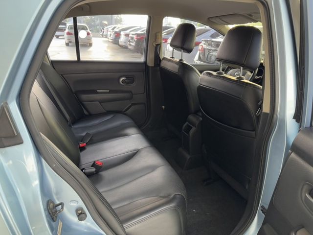 買車免求人~月繳3888輕鬆開回家~ 比買摩托車划算 ~ 大螢幕安卓機、衛星導航、倒車顯影~僅跑14萬  第15張相片