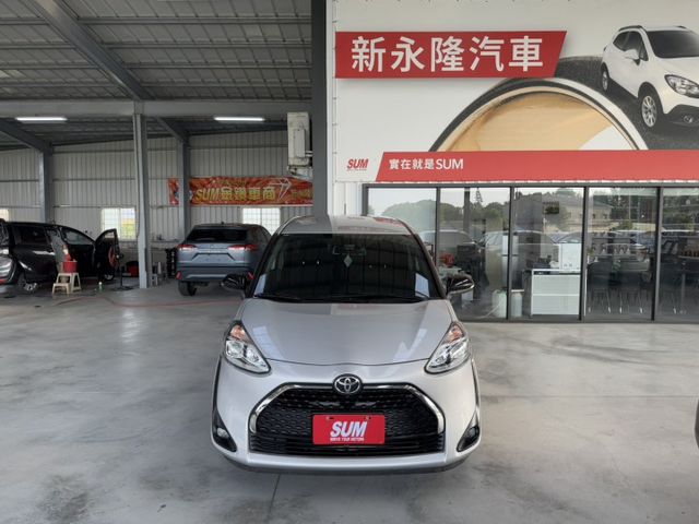 客貨兩用 ~ I-KEY、車道偏離警示、自動緊急煞車、TCS防滑、胎壓監控、恆溫空調、後座分離傾倒 !  第1張相片