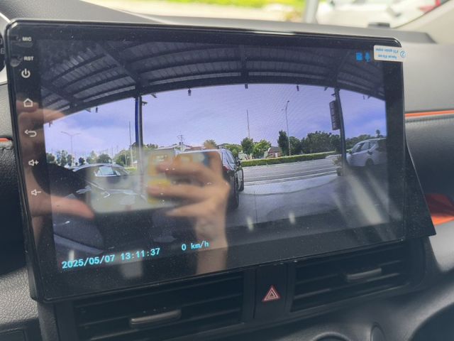 客貨兩用 ~ I-KEY、大螢幕安卓機、TCS防滑、胎壓監控、衛星導航、ISOFIX、後座分離傾倒 !  第8張相片