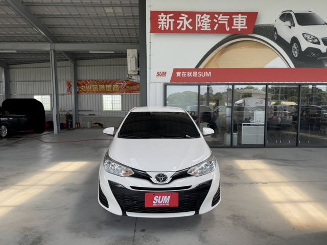 網友專屬優惠實施中 ~ 就是愛白車 ~ TCS防滑、胎壓監控、倒車顯影、光感應頭燈、ISOFIX !  第1張相片