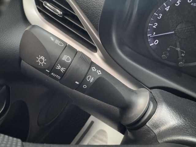 網友專屬優惠實施中 ~ 就是愛白車 ~ TCS防滑、胎壓監控、倒車顯影、光感應頭燈、ISOFIX !  第12張相片