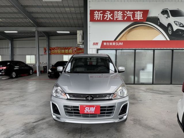 客貨兩用 ! 大螢幕安卓機、胎壓監控、衛星導航、倒車顯影、後座分離傾倒 ! 可以全額貸款 ~  第1張相片
