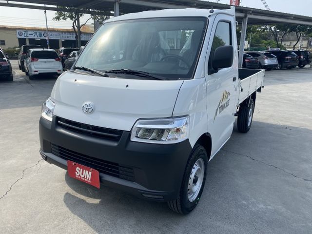 另有2026全新領牌車只賣你47.8~我是自排的，全新領牌車，新車價55.5萬，  第17張相片