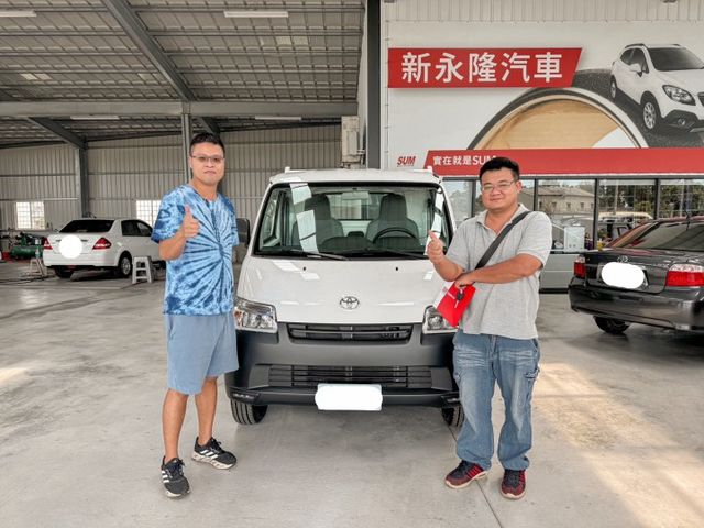 我是自排的，另有2026全新領牌車，新車價55.5萬，現在只要47.8萬 !!!  第1張相片