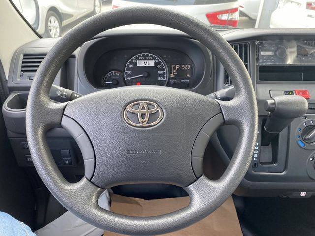 我是自排的，另有2026全新領牌車，新車價55.5萬，現在只要47.8萬 !!!  第5張相片