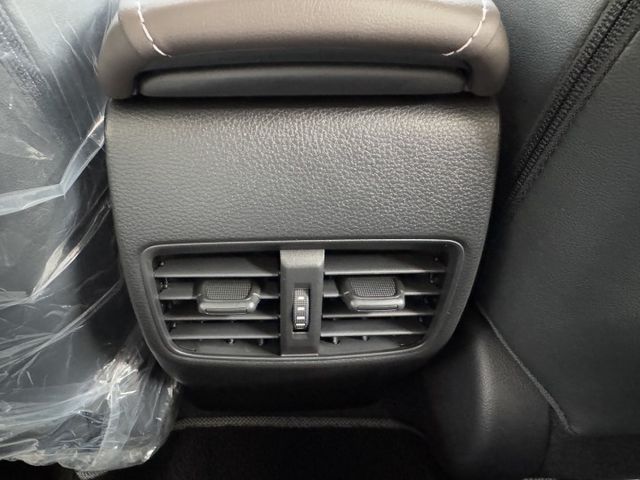 2026全新領牌車就賣你68.9~僅跑5公里 ! 原廠四年12萬公里保固，現車不用等，錯過不再 ~  第19張相片