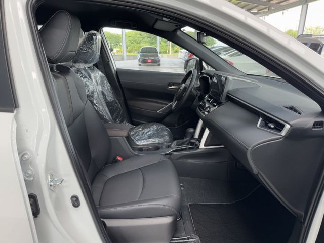 2026全新領牌車就賣你68.9~僅跑5公里 ! 原廠四年12萬公里保固，現車不用等，錯過不再 ~  第20張相片