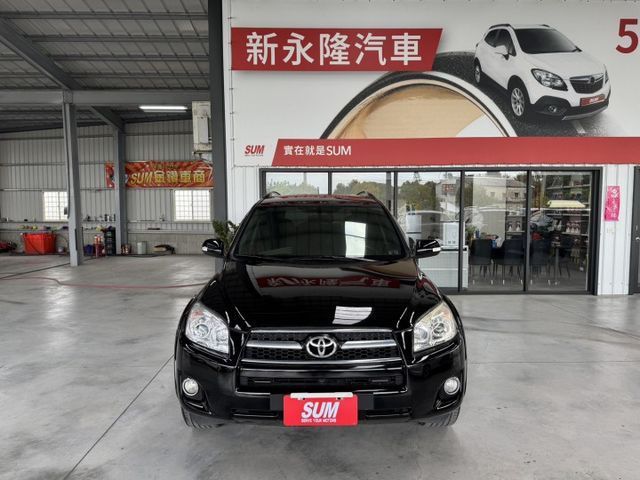 代步車首選 ~ 定速、電動座椅、左右獨立空調、大螢幕安卓機、胎壓監控、天窗、後座分離傾倒 !  第1張相片